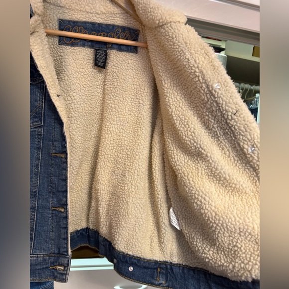 Wrangler Denim Jacket with Sherpa Collar - Picture 3 of 8
